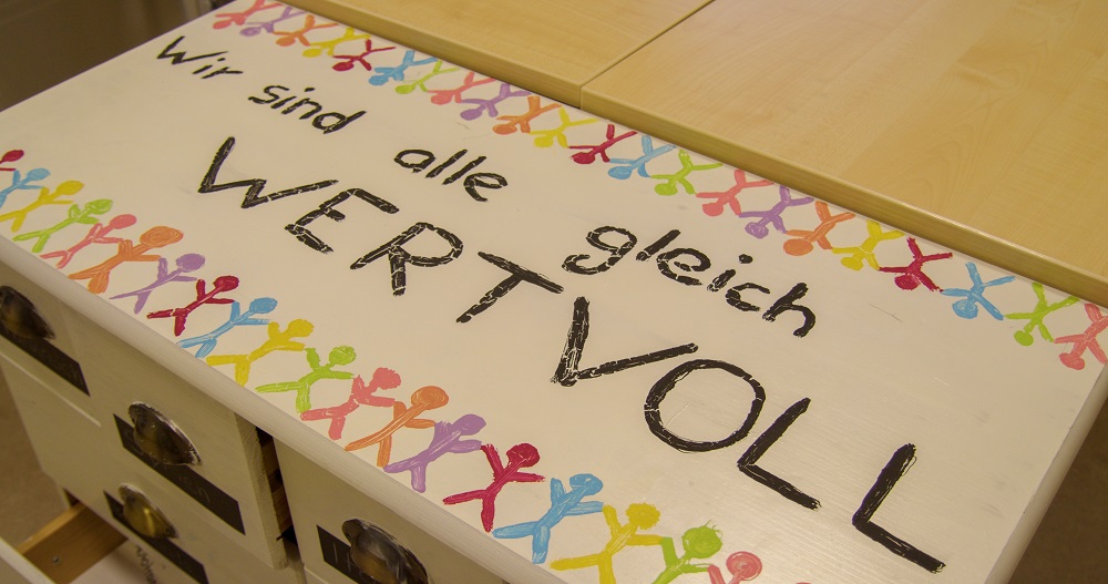 Alle interessierten Eltern, Erziehungsberechtigte und zukünftigen Schülerinnen und Schüler sind herzlich zu unserem diesjährigen Tag der offenen Tür am Donnerstag, dem 05.12.2024 eingeladen. 